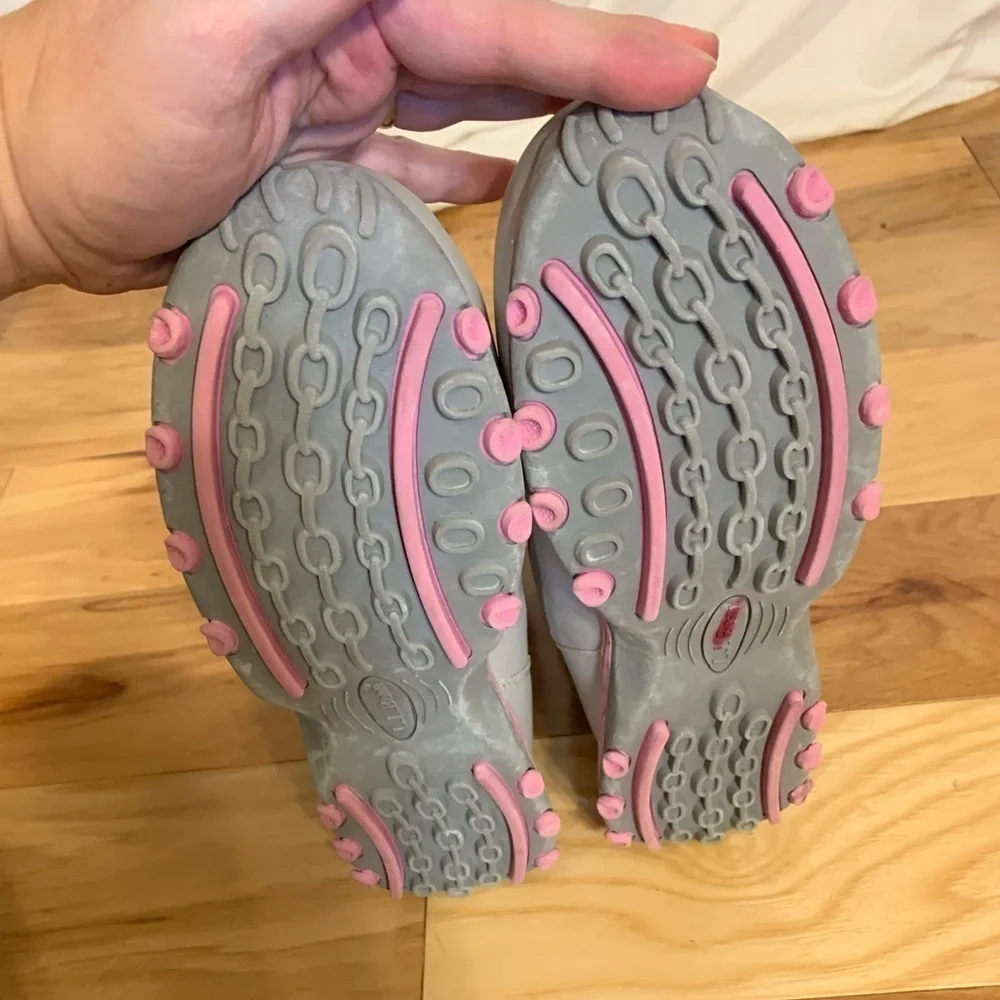 LL Bean Velcro closure kids snow boots. 6